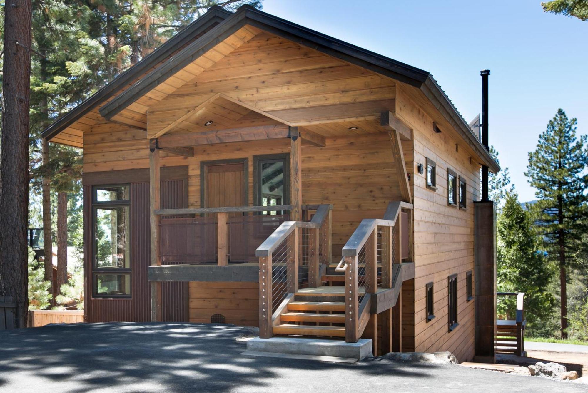 Beaver Lake View By Tahoe Getaways - Pet Friendly 3 Bedroom With Hot Tub, Wood Fireplace & Close To Skiing Kings Beach Esterno foto