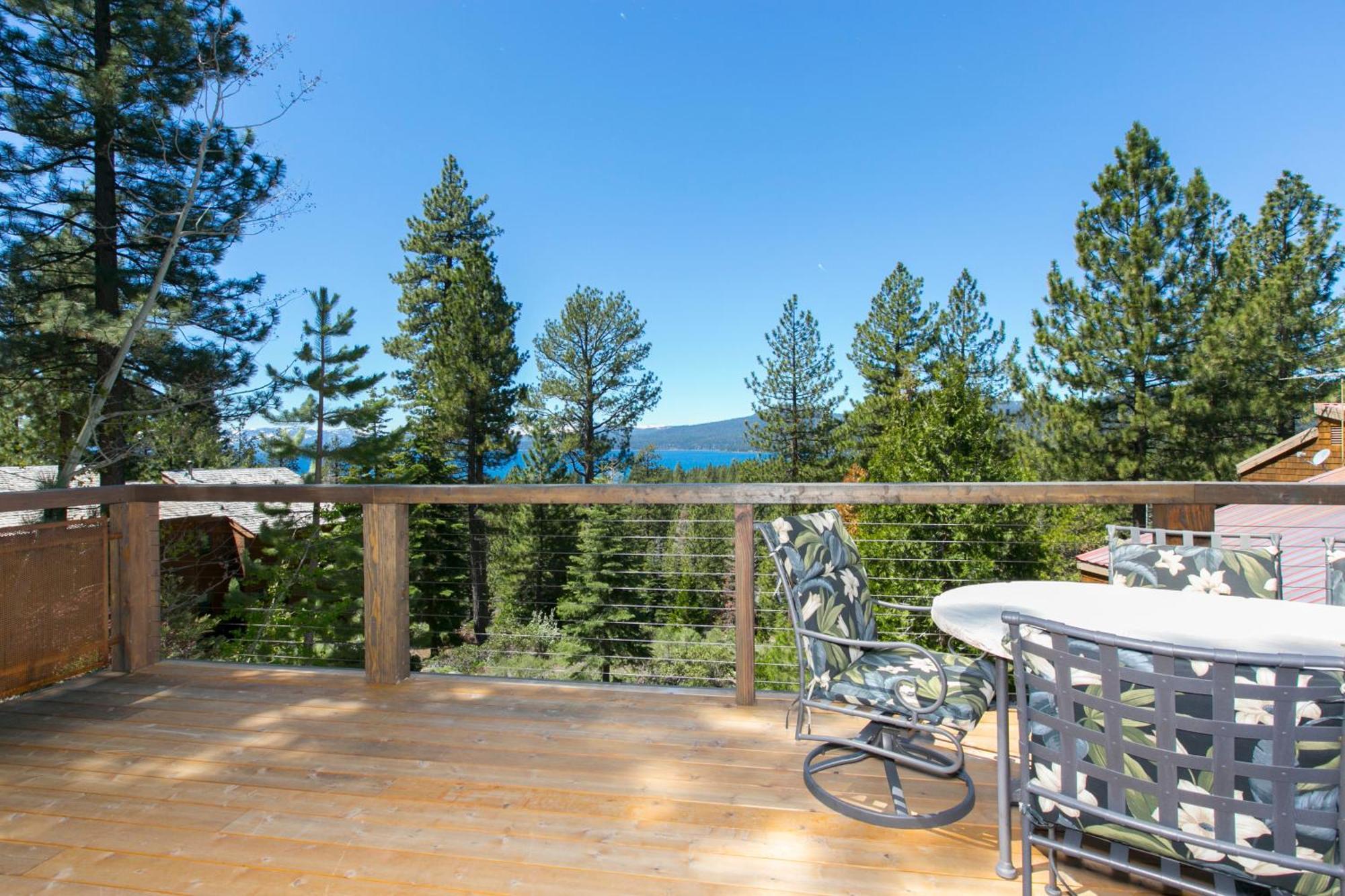 Beaver Lake View By Tahoe Getaways - Pet Friendly 3 Bedroom With Hot Tub, Wood Fireplace & Close To Skiing Kings Beach Esterno foto